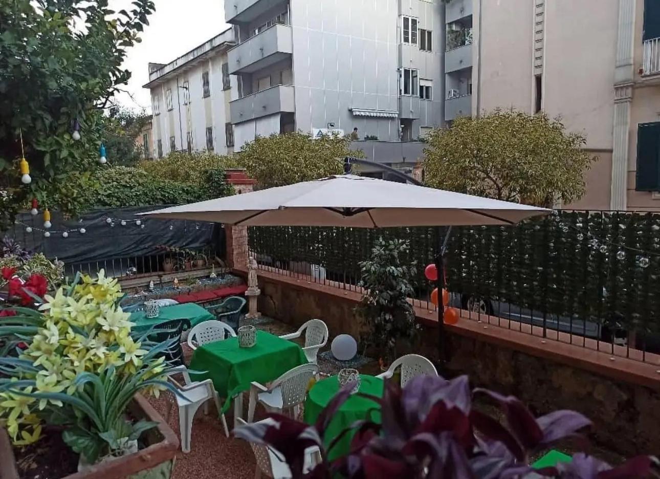 Home Josephine, A Due Passi Dalla Reggia Caserta Exterior photo