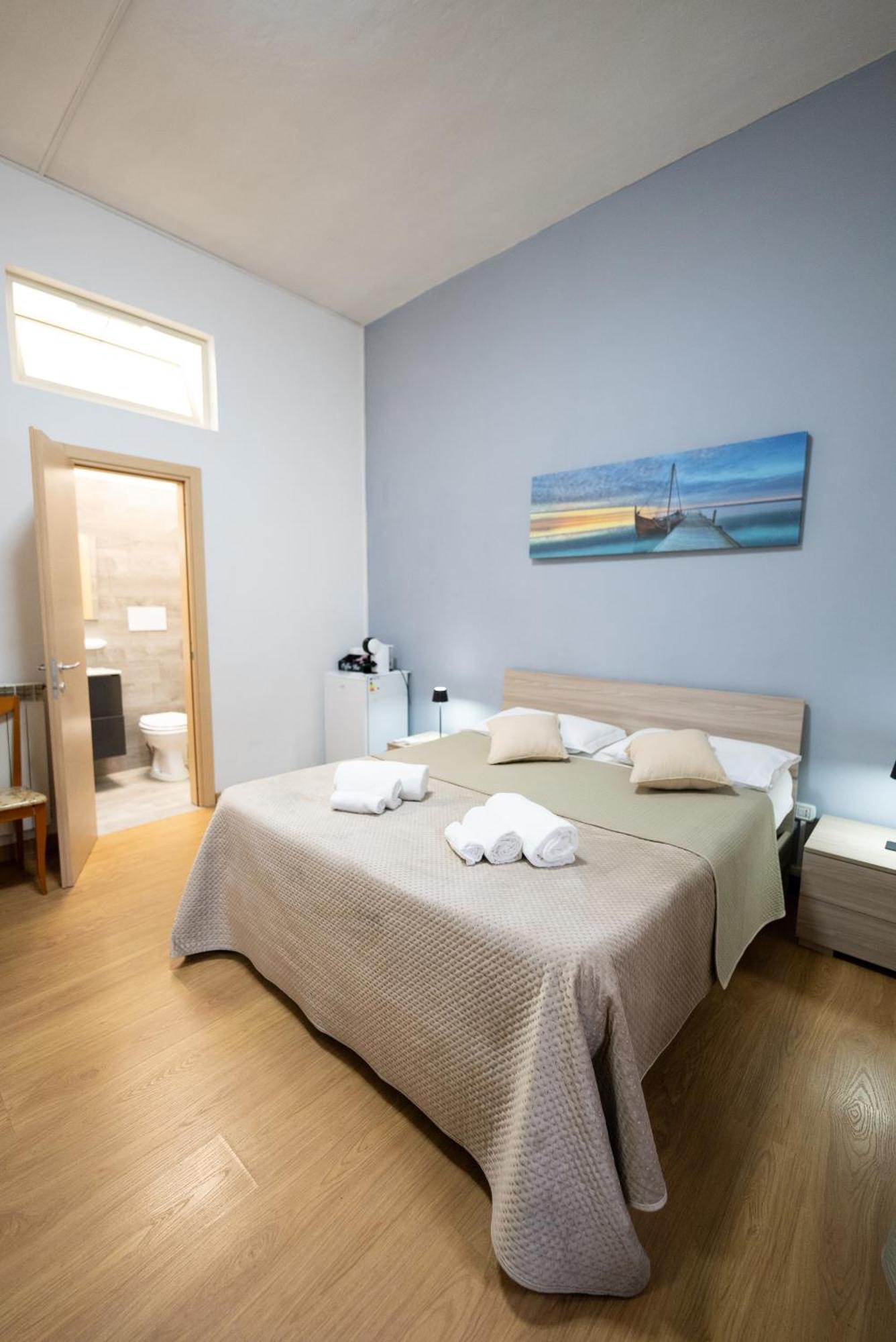 Home Josephine, A Due Passi Dalla Reggia Caserta Exterior photo